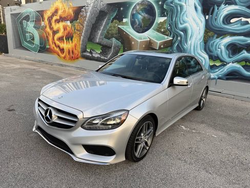 Used 2014 Mercedes-Benz E 350 4MATIC Sedan w/ Premium 1 Package image 2