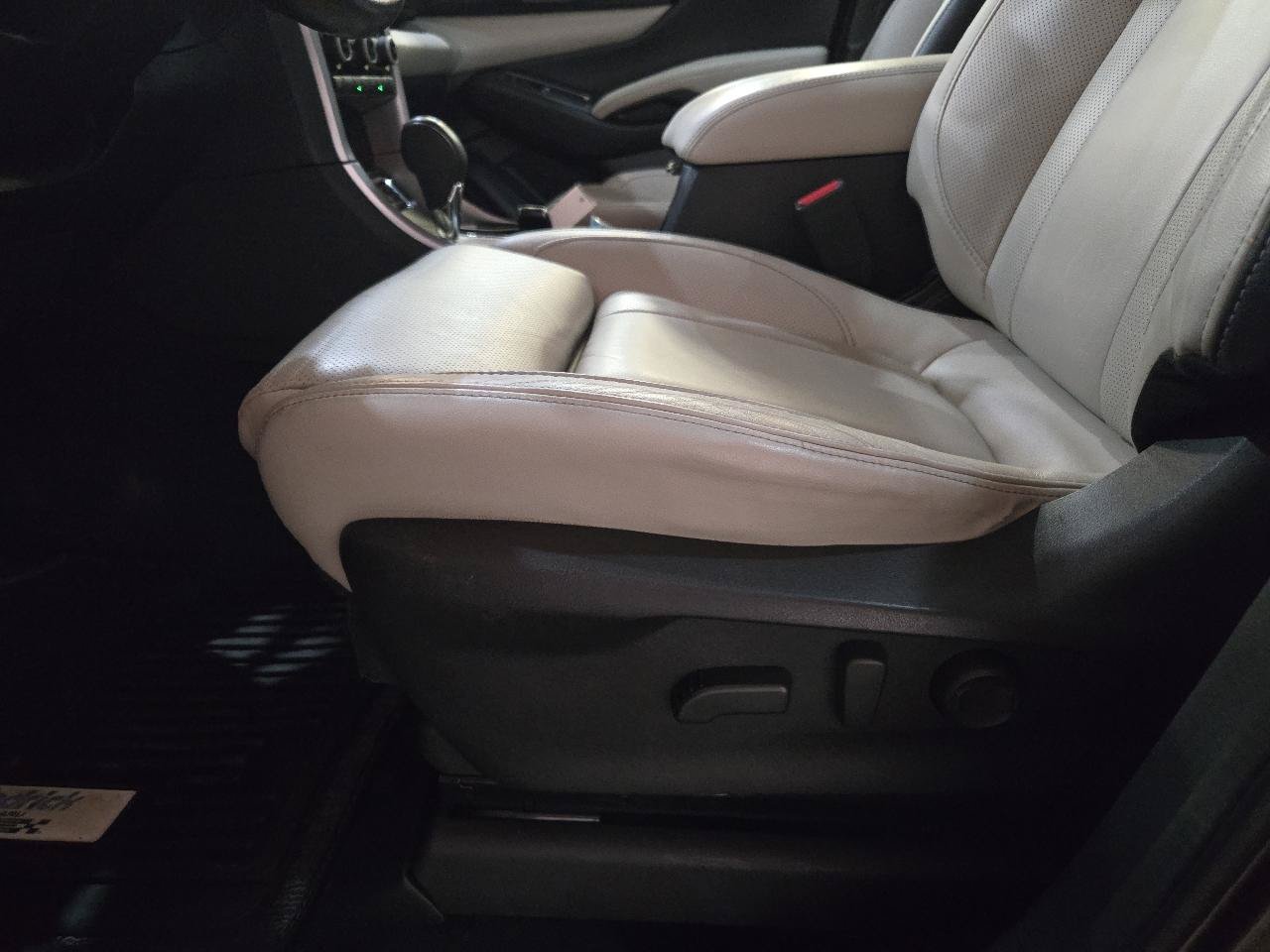 Used 2021 Subaru Ascent Limited w/ Technology Package AWD/4WD image 25