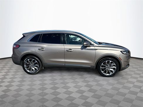 Used 2021 Lincoln Nautilus Reserve w/ Cargo Utility Package image 4