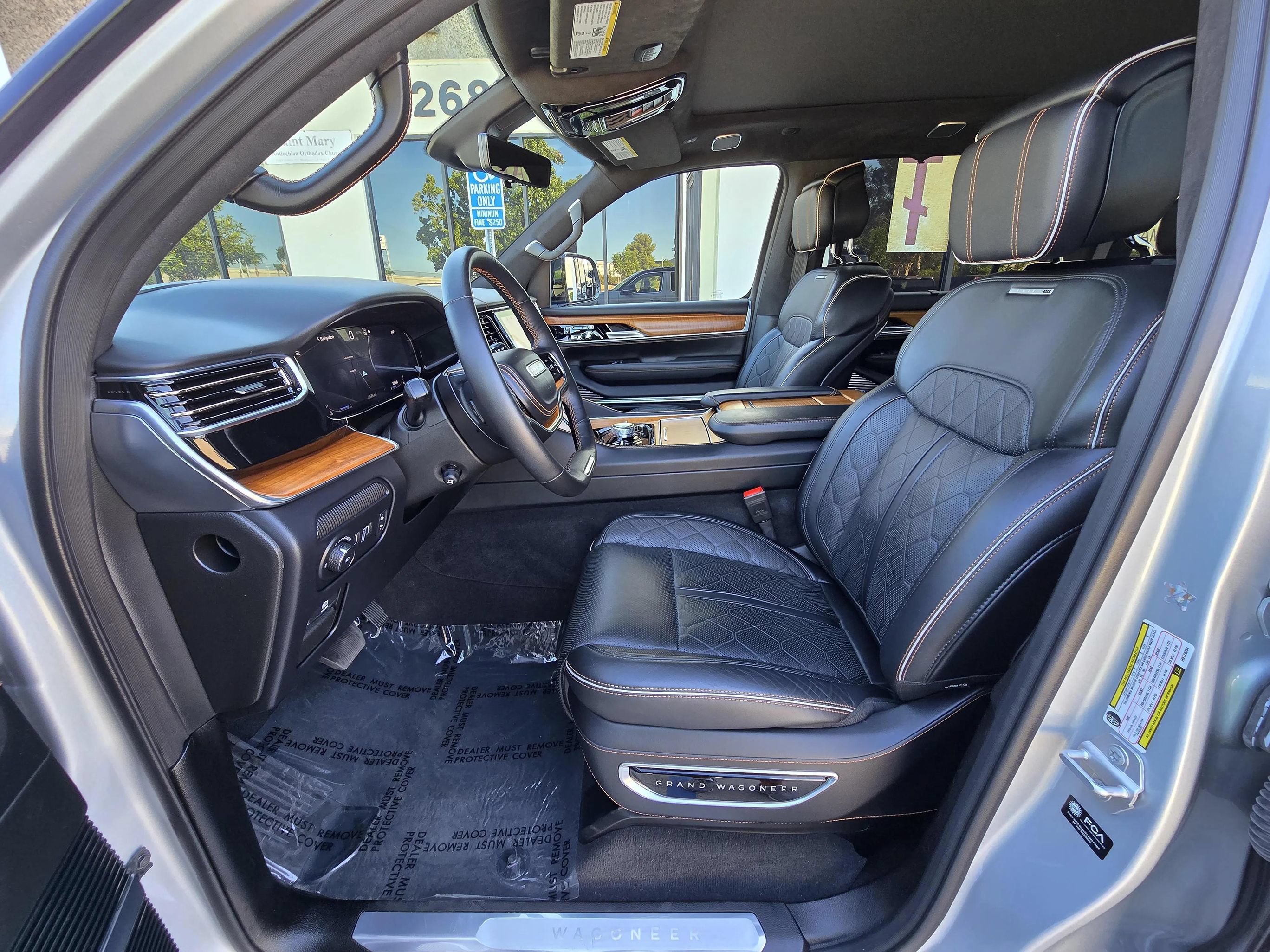 Used 2024 Jeep Grand Wagoneer L Series III AWD/4WD image 76
