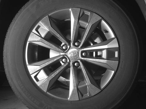 Used 2025 Chevrolet Equinox LT FWD image 13