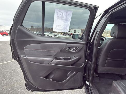 Used 2023 Chevrolet Traverse RS w/ LPO, Cargo Package image 23