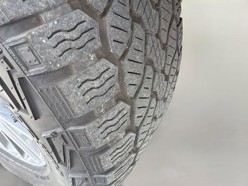 Used 2024 Jeep Wrangler High Altitude image 39