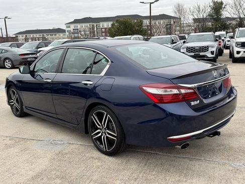 Used 2017 Honda Accord Sport Special Edition image 10