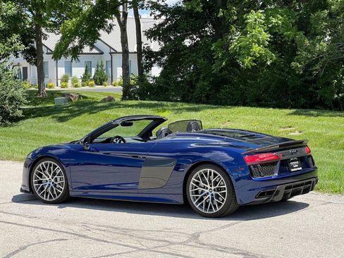 Used 2018 Audi R8 V10 plus AWD/4WD image 6