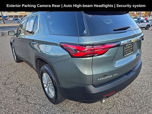 Used 2023 Chevrolet Traverse LT image 5