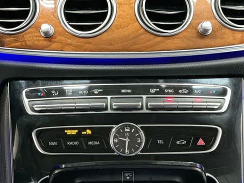 Used 2017 Mercedes-Benz E 300 4MATIC w/ Premium 2 Package image 16