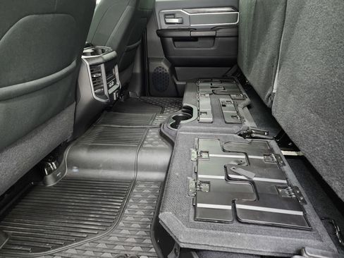 Used 2020 RAM 2500 Big Horn w/ Level 2 Equipment Group image 37