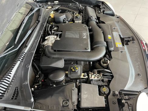 Used 2002 Ford Thunderbird Deluxe image 31