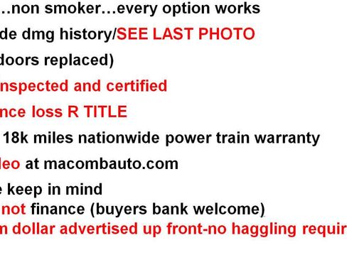 Used 2021 Buick Enclave Essence w/ Sound and Sites Package AWD/4WD image 2