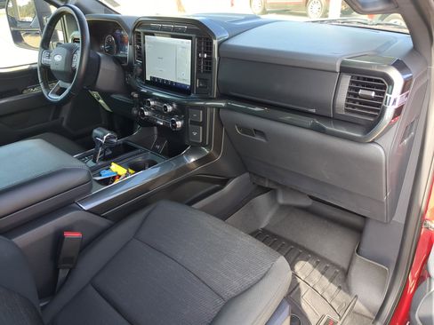 Used 2022 Ford F150 XLT w/ Equipment Group 302A High image 11