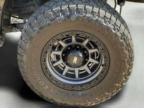 Used 2025 RAM 2500 Tradesman AWD/4WD image 34
