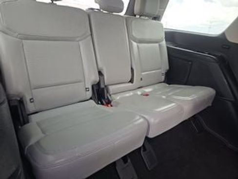 Used 2025 Ford Expedition Platinum w/ Driver's Package AWD/4WD image 20