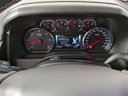 Used 2018 Chevrolet Tahoe LT image 16