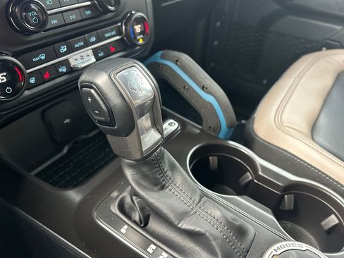Used 2024 Ford Bronco Wildtrak AWD/4WD image 28