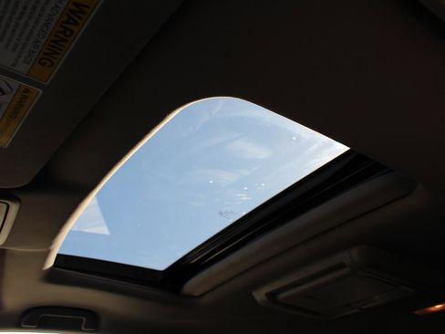 Used 2017 Honda Pilot Touring image 30