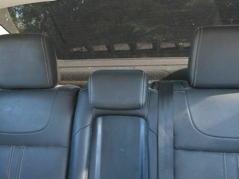 Used 2012 Ford Focus SEL FWD image 8