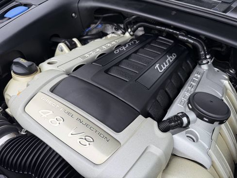 Used 2008 Porsche Cayenne Turbo image 34