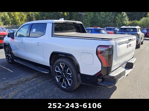 Used 2026 GMC Sierra EV Denali AWD/4WD image 4