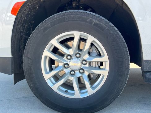 Used 2024 Chevrolet Tahoe LT image 8