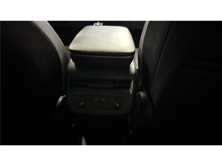 Used 2024 Nissan Ariya AWD image 25