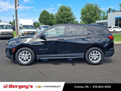 Certified 2024 Chevrolet Equinox LS w/ LS Convenience Package FWD image 9