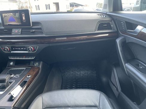 Used 2019 Audi Q5 2.0T Premium Plus w/ Premium Plus Package image 30