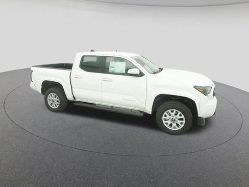 New 2025 Toyota Tacoma SR5 image 12