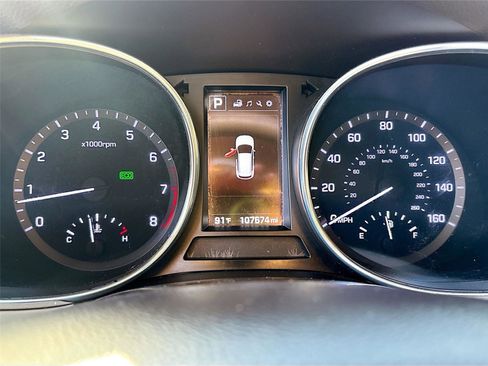 Used 2017 Hyundai Santa Fe Sport image 12