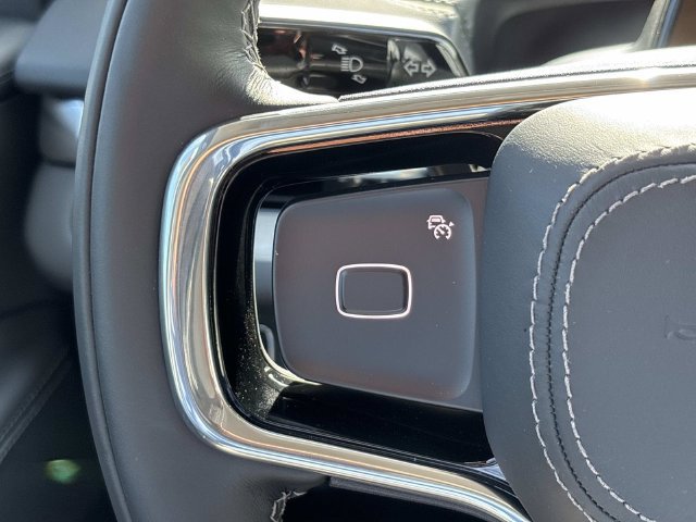 New 2026 Lincoln Navigator Premiere AWD/4WD image 25