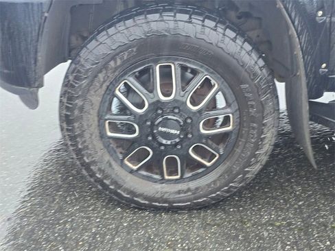 Used 2012 RAM 3500 Laramie Longhorn w/ Max Tow Pkg image 10