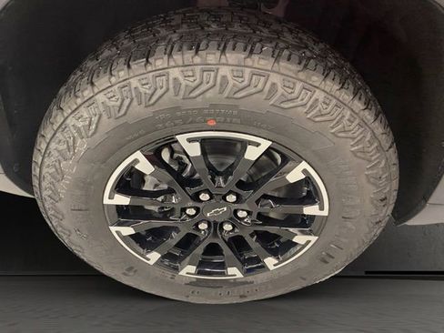 New 2026 Chevrolet Traverse Z71 w/ Enhanced Driving Package AWD/4WD image 30