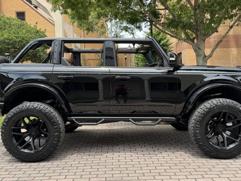 Used 2025 Ford Bronco Outer Banks image 54