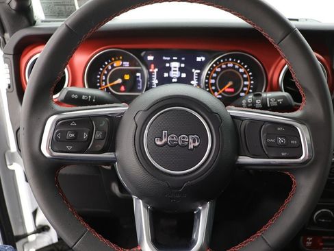 Used 2023 Jeep Wrangler Unlimited Rubicon image 18