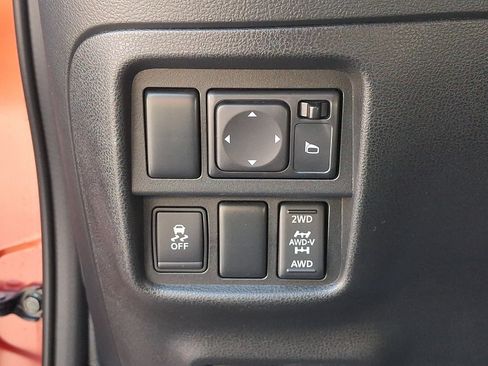 Used 2016 Nissan Juke SL AWD/4WD image 26
