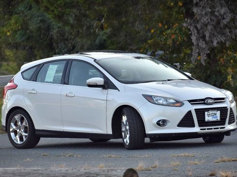 Used 2014 Ford Focus Titanium image 4