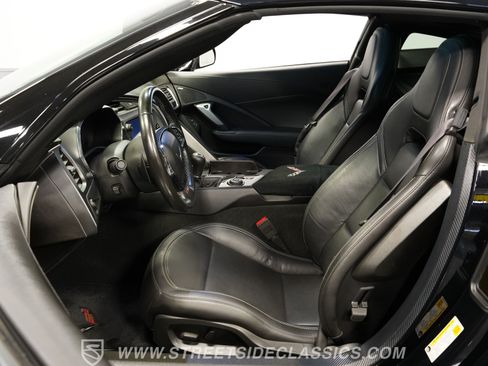 Used 2015 Chevrolet Corvette Stingray Coupe RWD image 39