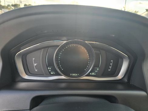 Used 2016 Volvo XC60 T5 Premier image 10