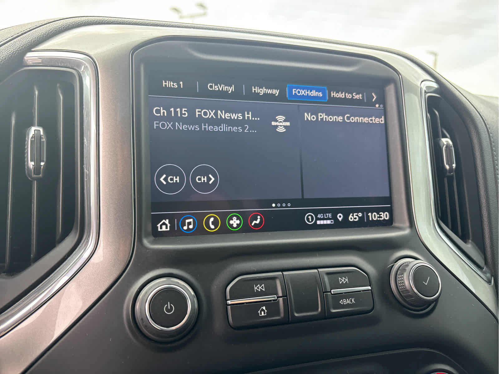 Used 2021 Chevrolet Silverado 1500 LT Trail Boss w/ Convenience Package II AWD/4WD image 12