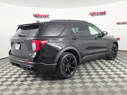 Used 2022 Ford Explorer ST w/ ST Street Pack AWD/4WD image 3