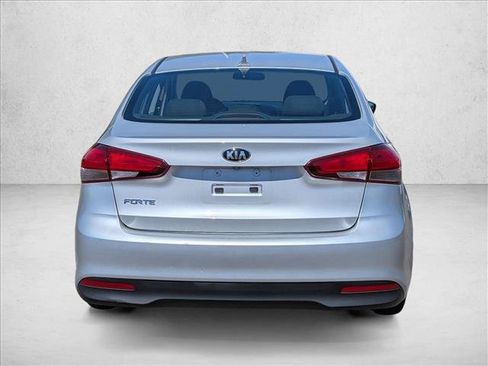 Used 2018 Kia Forte LX w/ LX Rear Camera Package FWD image 6