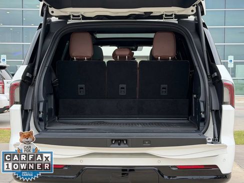 Used 2025 Lincoln Navigator Reserve AWD/4WD image 27