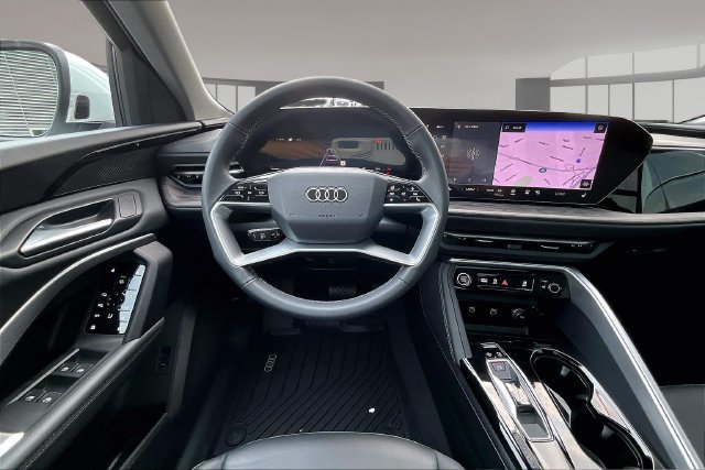Used 2025 Audi Q5 Premium w/ Convenience Package AWD/4WD image 8