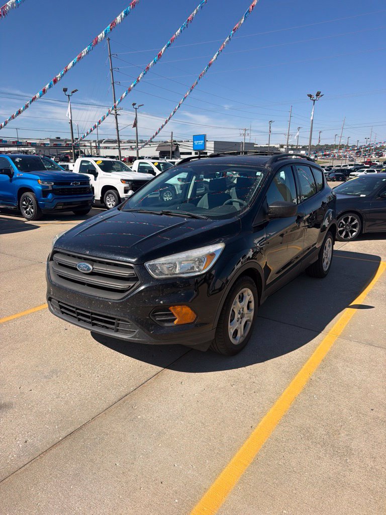 Used 2017 Ford Escape S FWD image 2