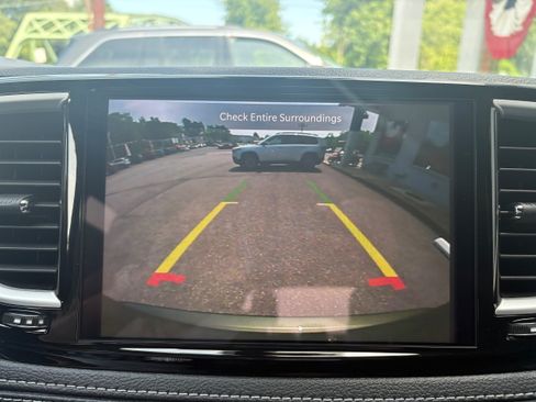 New 2027 Chrysler Pacifica Select FWD image 24