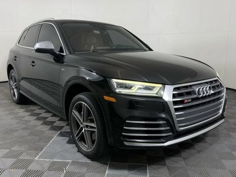 Used 2018 Audi SQ5 Premium Plus w/ Navigation Package image 10