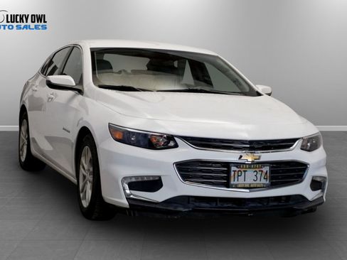 Used 2018 Chevrolet Malibu LT FWD image 3