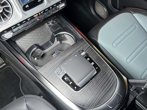 Used 2025 Mercedes-Benz G 550 image 34