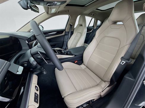 New 2026 Porsche Panamera 4 image 5
