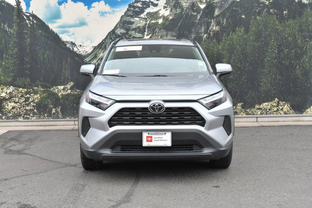 Used 2025 Toyota RAV4 XLE w/ Convenience Package AWD/4WD image 5